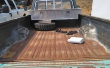 Ford-f150-4x4-1976-green-1