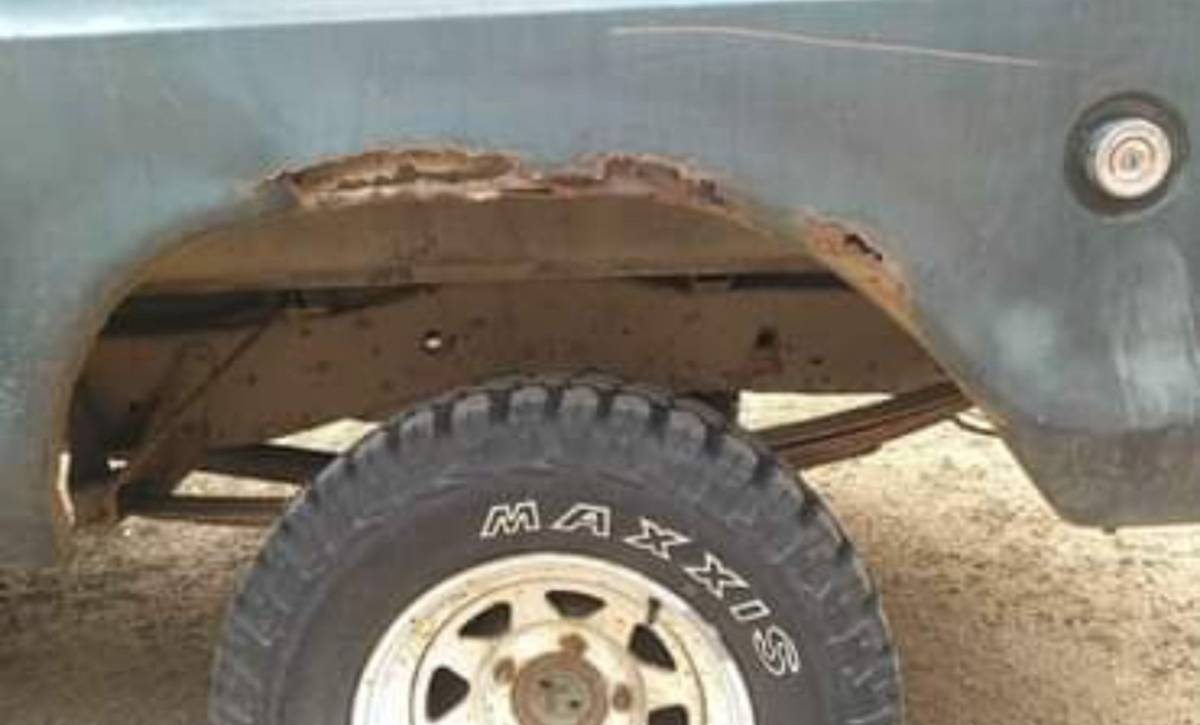 Ford-f150-4x4-1976-green-3