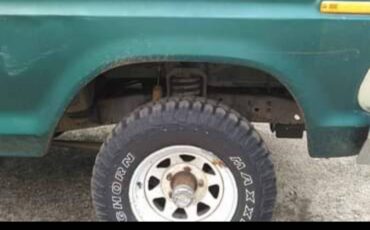 Ford-f150-4x4-1976-green-7