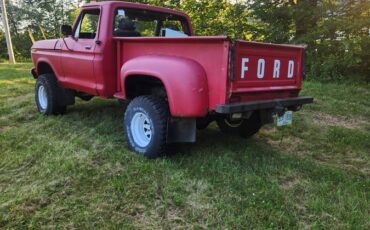 Ford-f150-4x4-1977-red-3