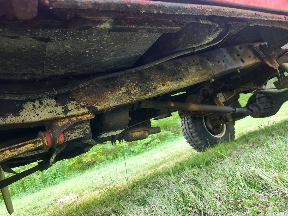 Ford-f150-4x4-1977-red-9