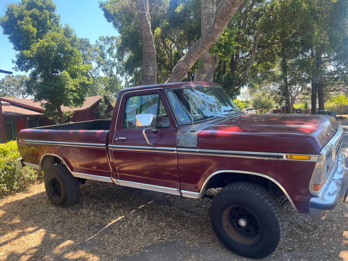 Ford-f150-4x4-1979-red-7