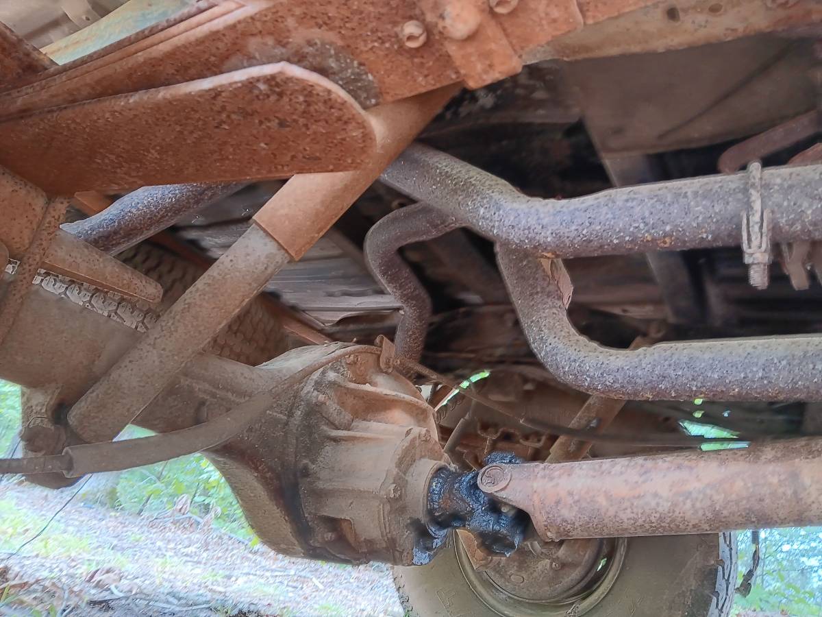 Ford-f150-4x4-1985-red-15