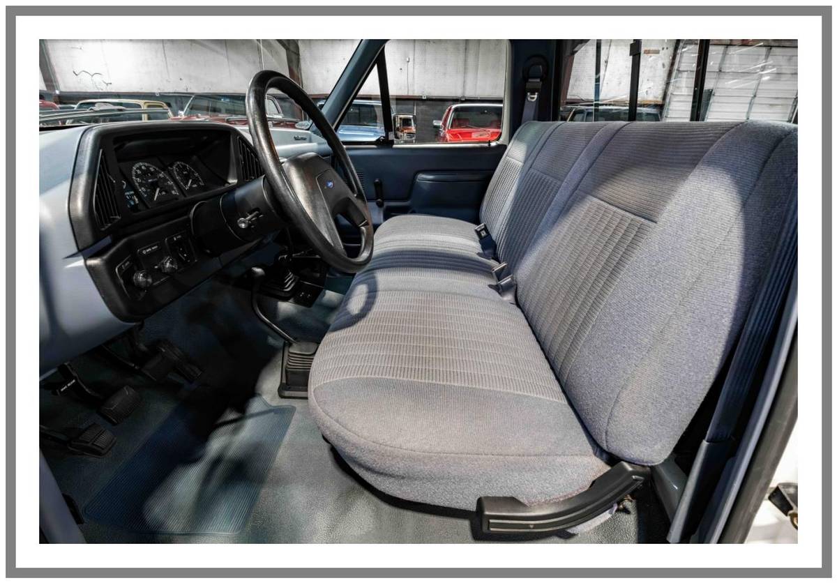 Ford-f150-4x4-1989-white-29