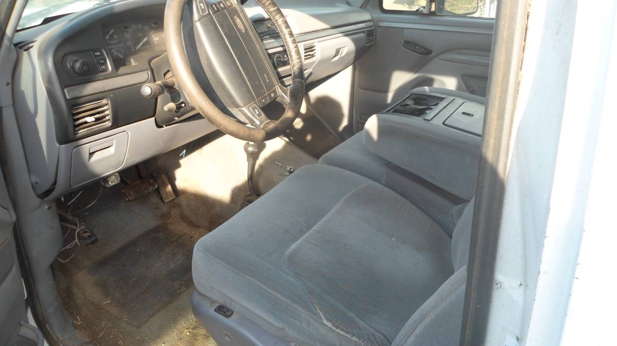 Ford-f150-club-cab-1994-white-3