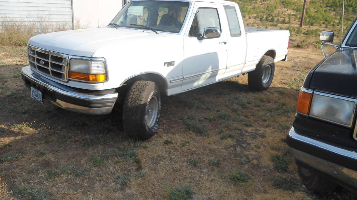 Ford-f150-club-cab-1994-white