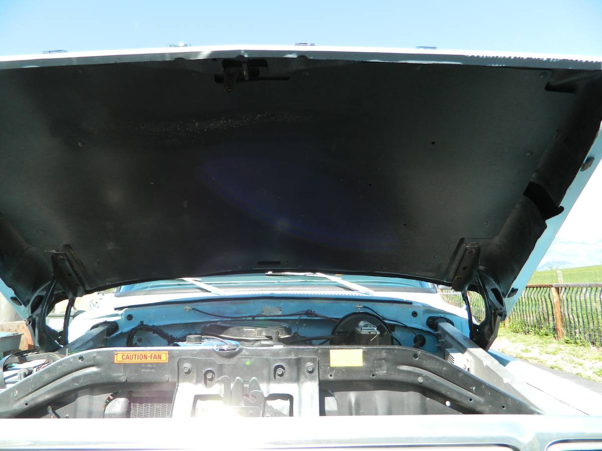 Ford-f150-custom-1979-blue-7