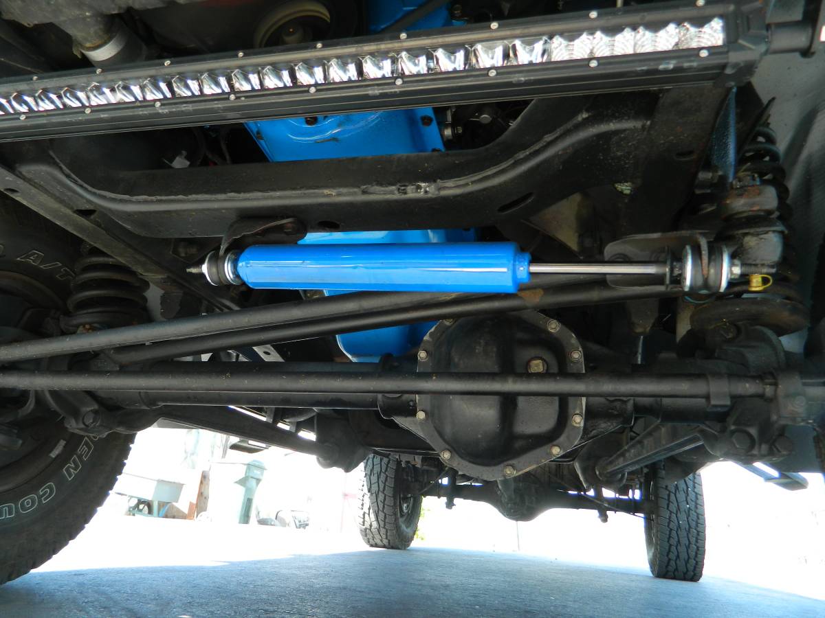 Ford-f150-custom-1979-blue-8