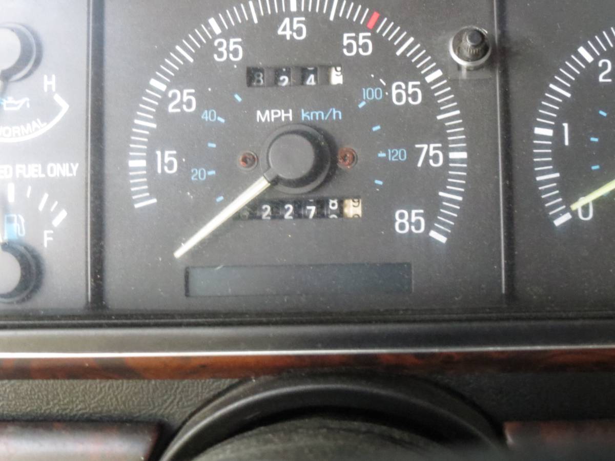 Ford-f150-lariat-1989-black-4