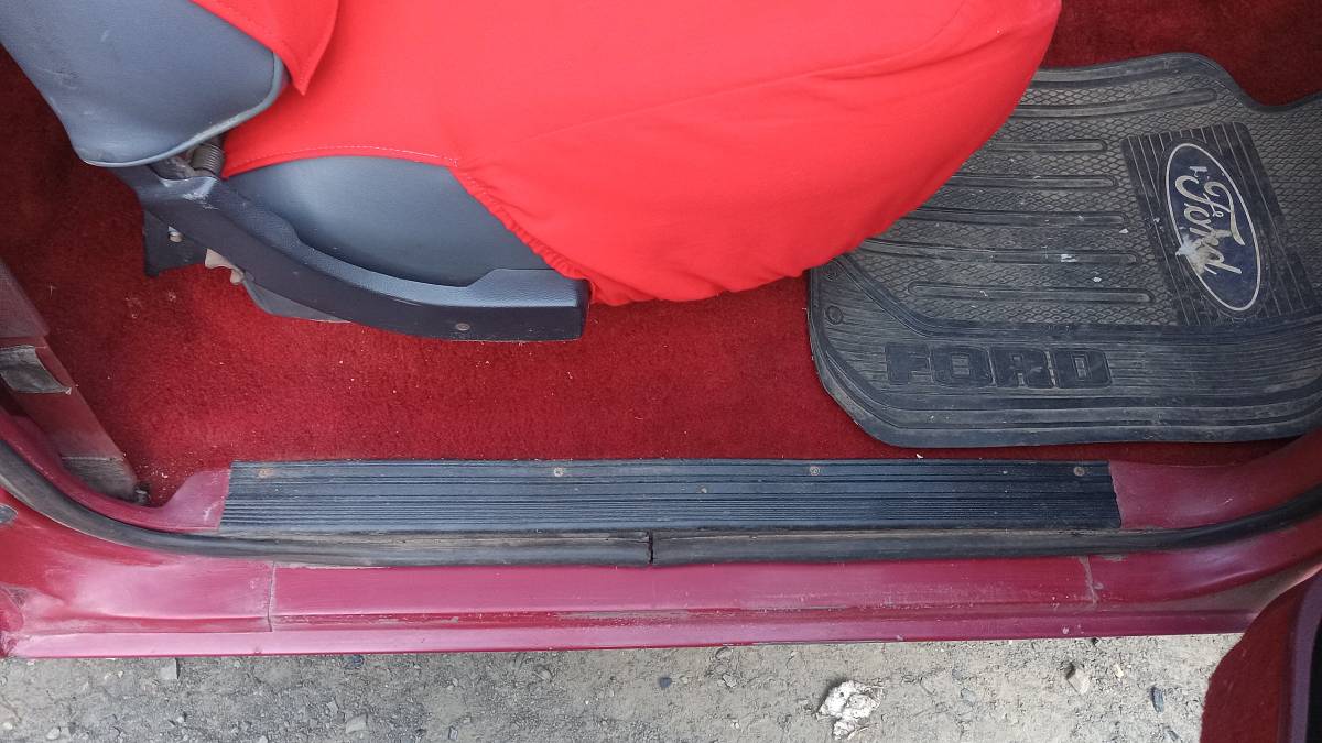 Ford-f150-lariat-4x4-1988-red-12