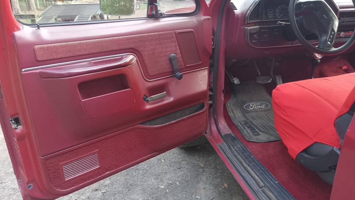 Ford-f150-lariat-4x4-1988-red-14