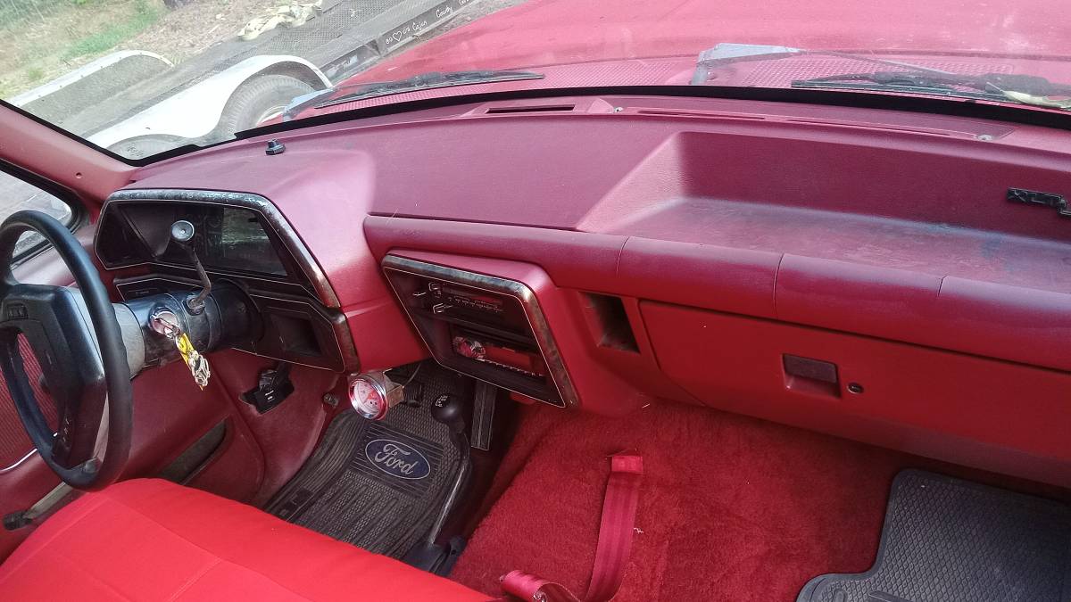 Ford-f150-lariat-4x4-1988-red-15