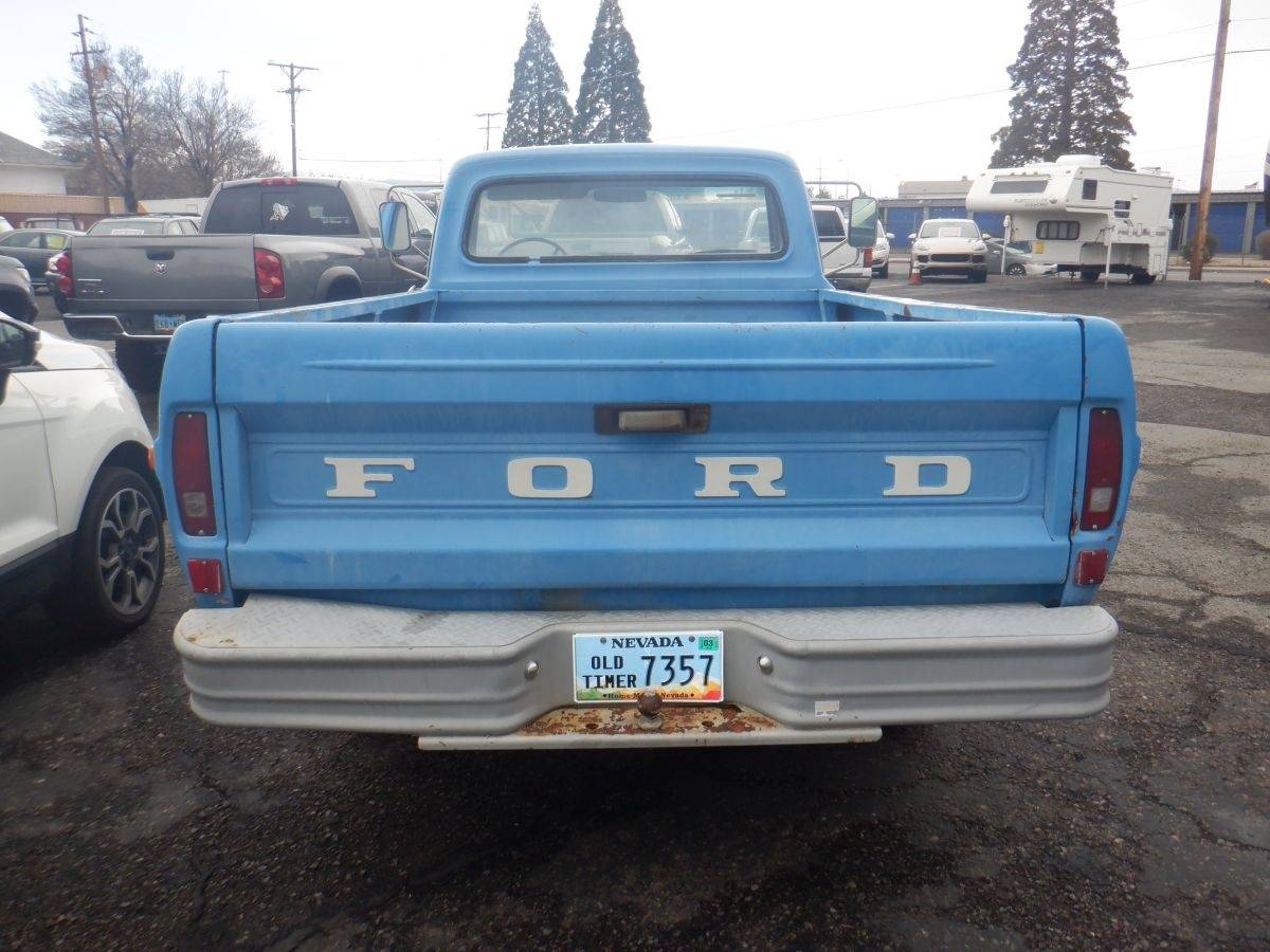 Ford-f150-short-bed-utility-truck-1979-brown-12
