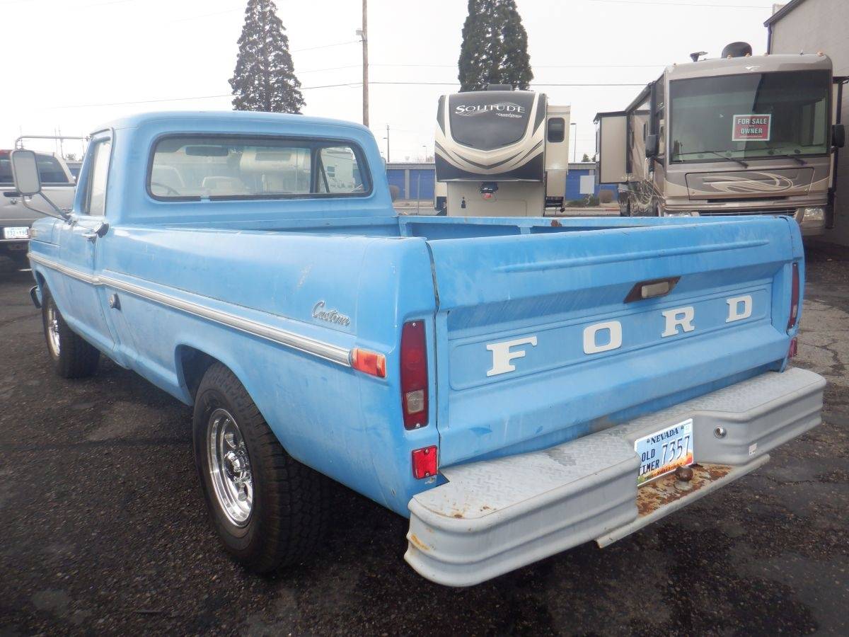 Ford-f150-short-bed-utility-truck-1979-brown-21