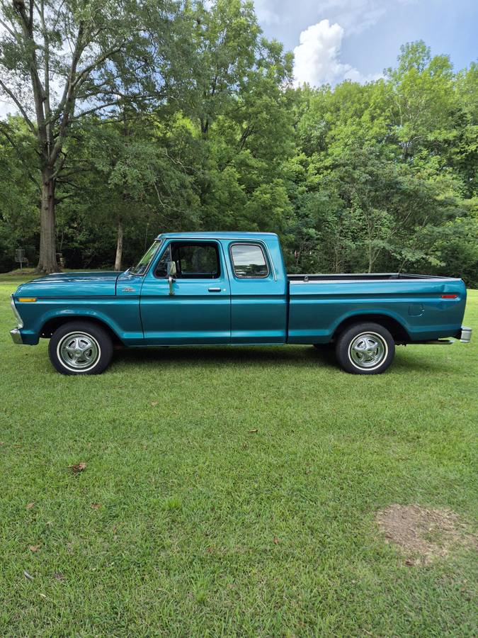 Ford-f150-super-cab-1977-green-19