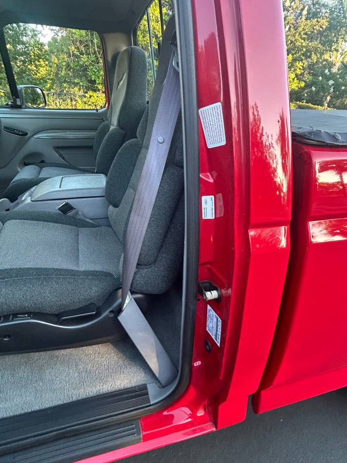 Ford-f150-svt-lightning-1995-red