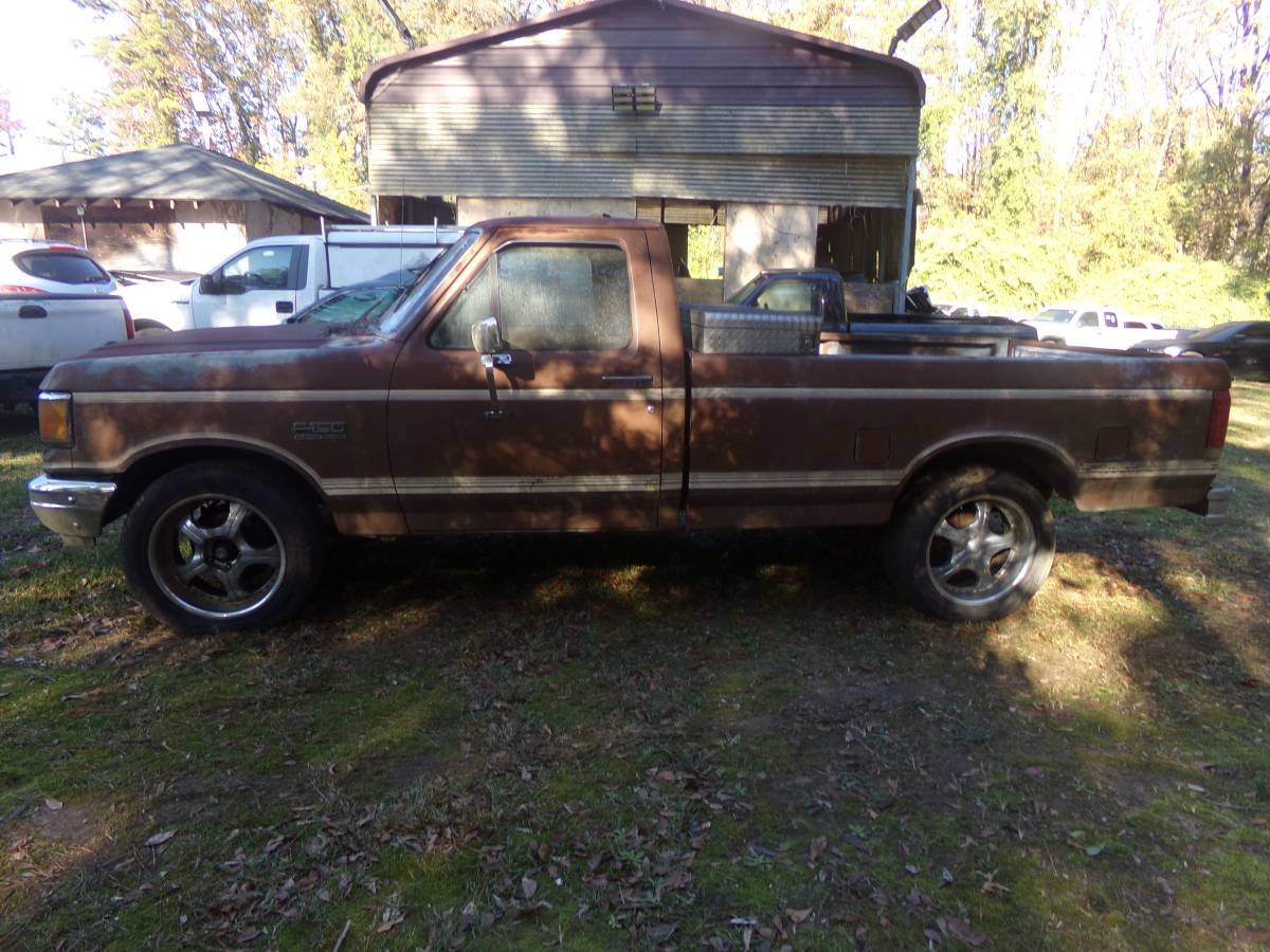 Ford-f150-xlt-1987-brown-1