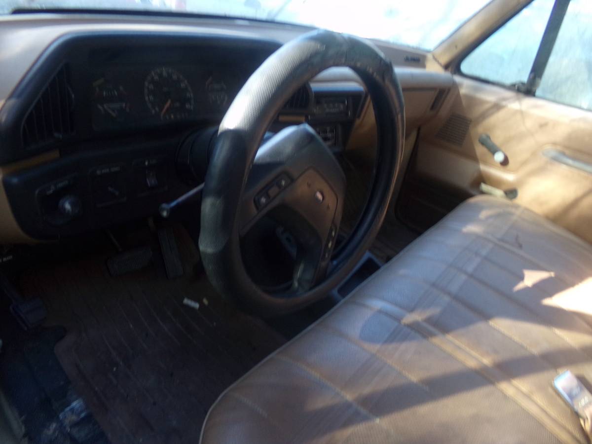 Ford-f150-xlt-1987-brown-6