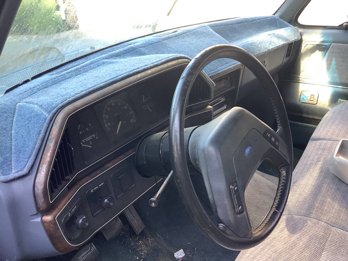 Ford-f150-xlt-1990-7