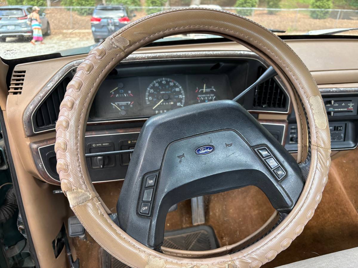 Ford-f150-xlt-lariat-1988-green-12
