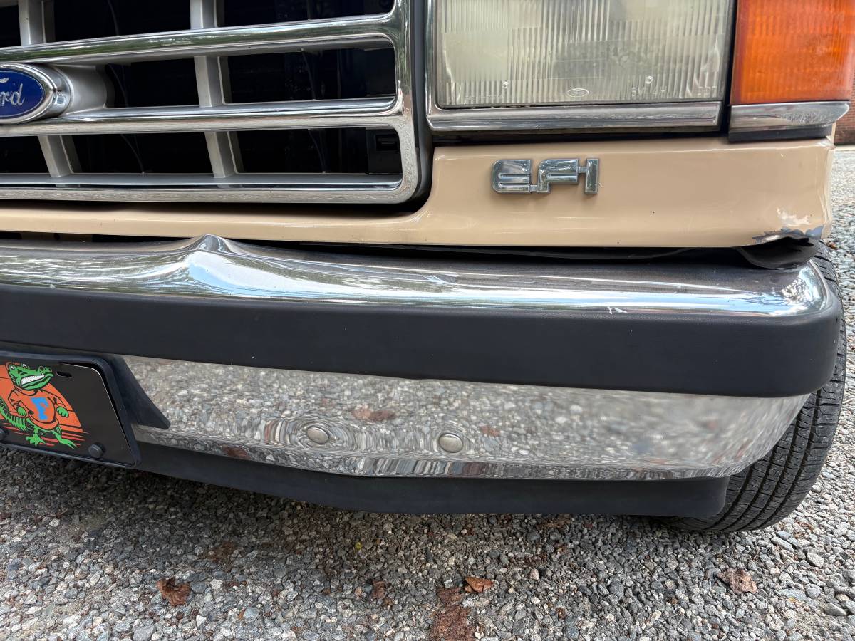 Ford-f150-xlt-lariat-1988-green-16
