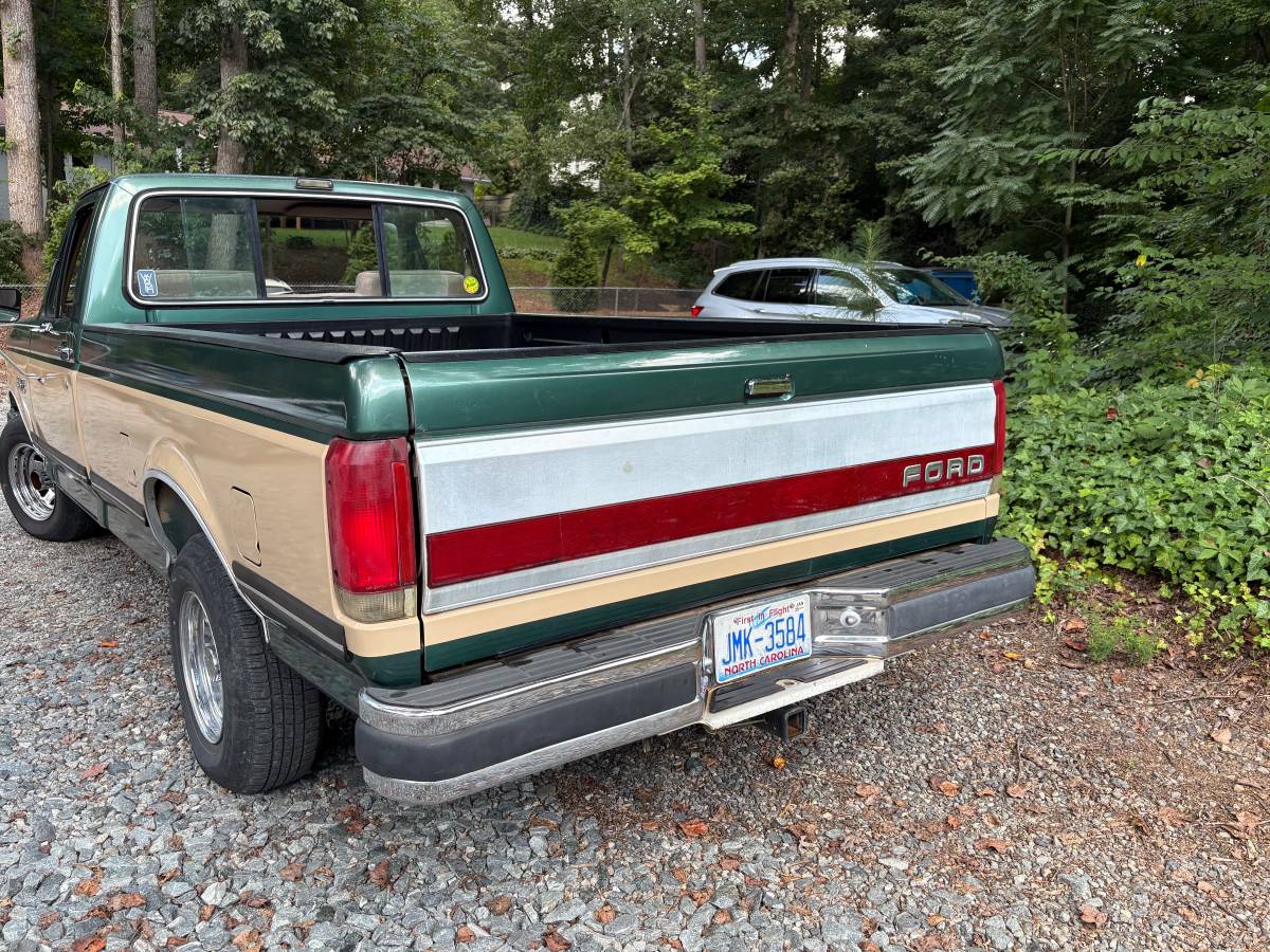 Ford-f150-xlt-lariat-1988-green-18