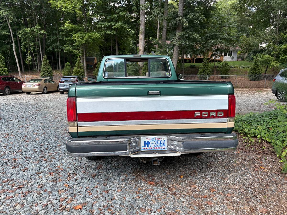 Ford-f150-xlt-lariat-1988-green-21