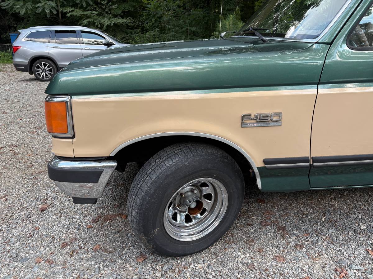 Ford-f150-xlt-lariat-1988-green-4