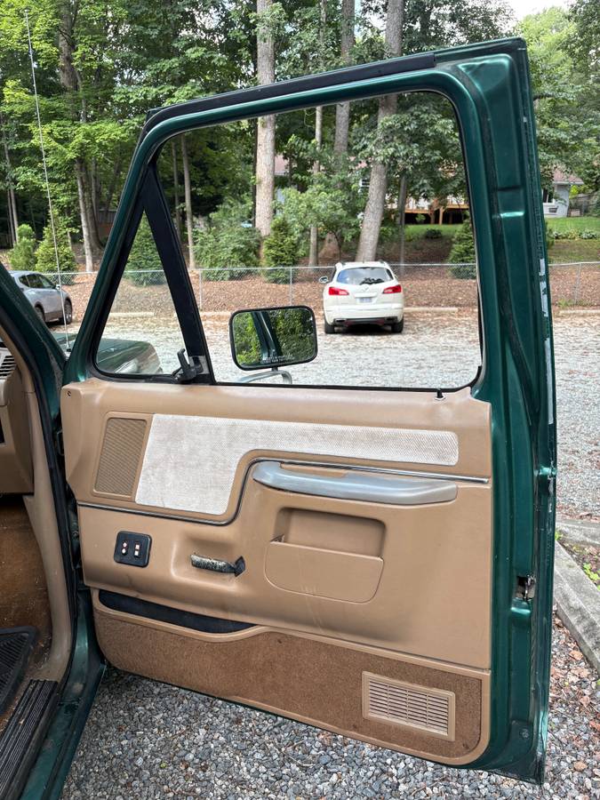 Ford-f150-xlt-lariat-1988-green-8