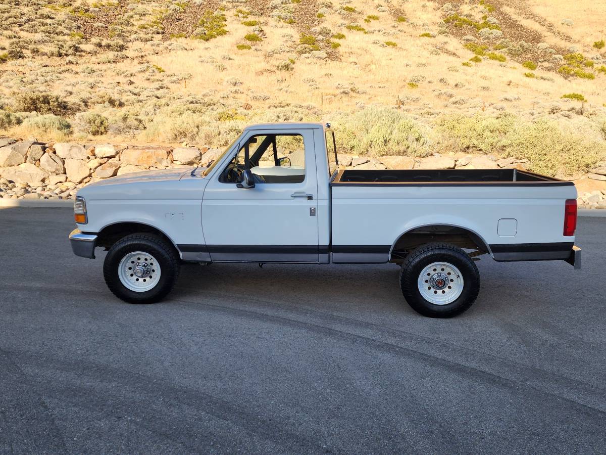 Ford-f150-xlt-short-bed-4x4-1993-1