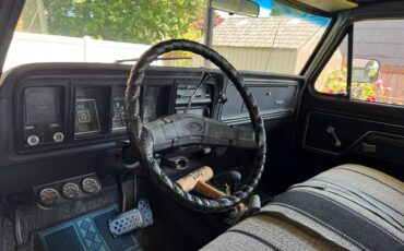 Ford-f250-1974-black-4