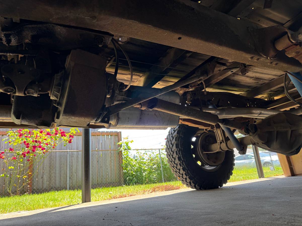 Ford-f250-1974-black-6