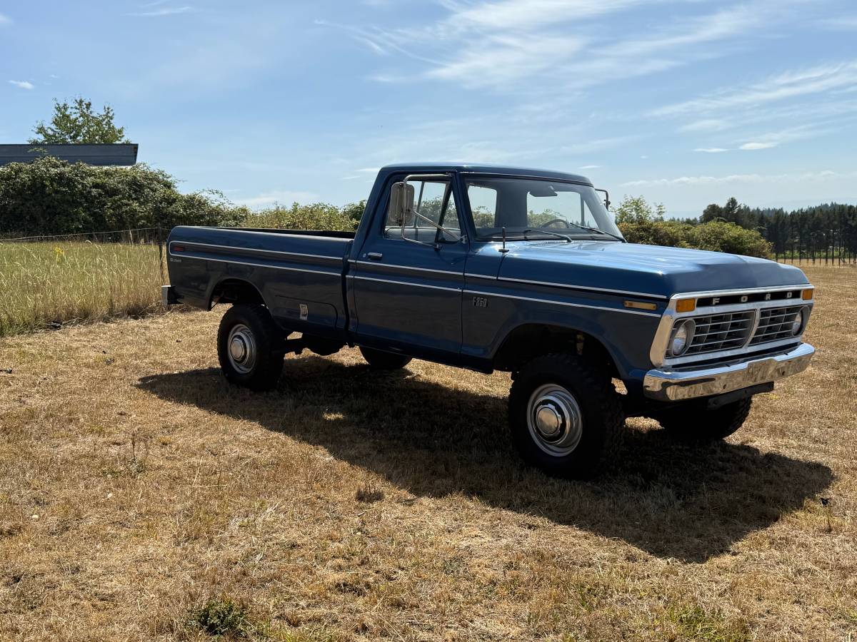 Ford-f250-1975-10