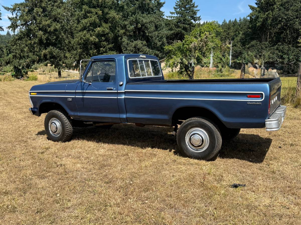 Ford-f250-1975-7