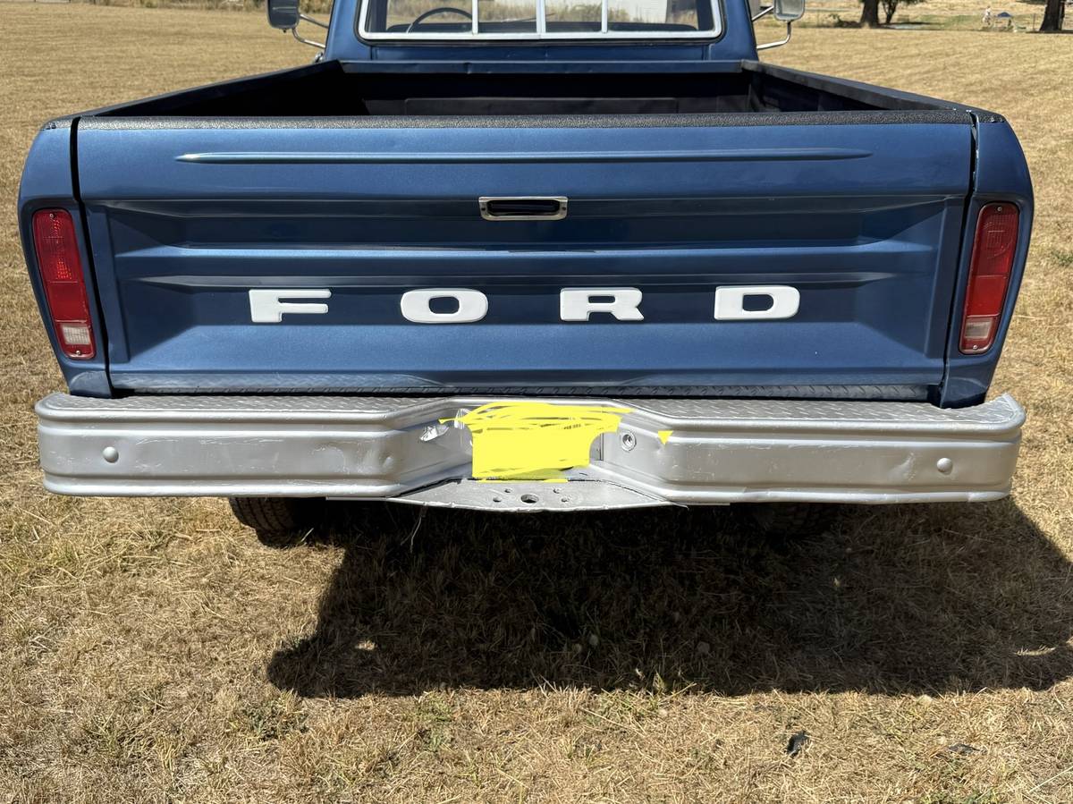 Ford-f250-1975-9