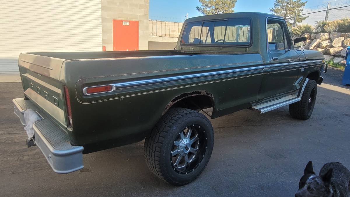 Ford-f250-1976-12