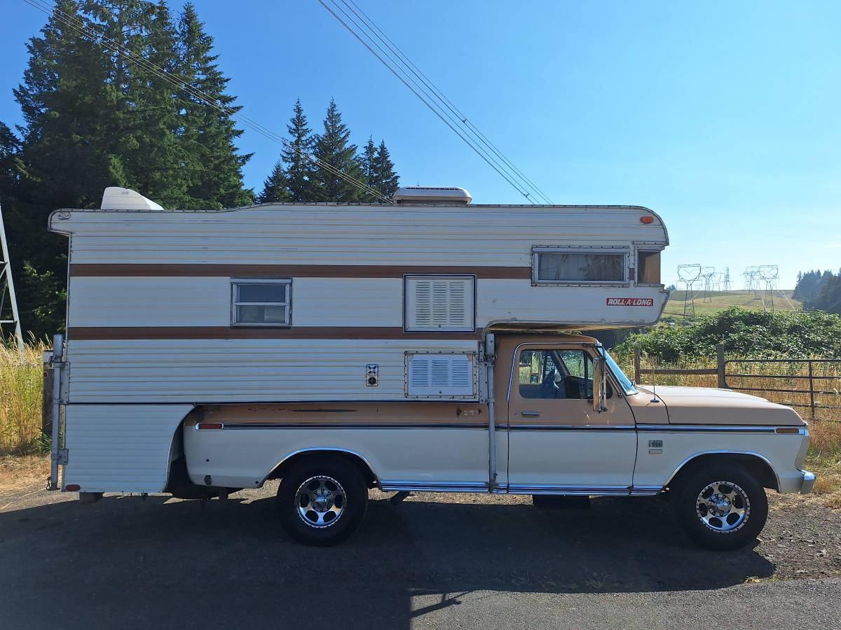 Ford-f250-1976-white-1