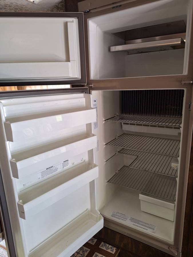 Ford-f250-1976-white-22