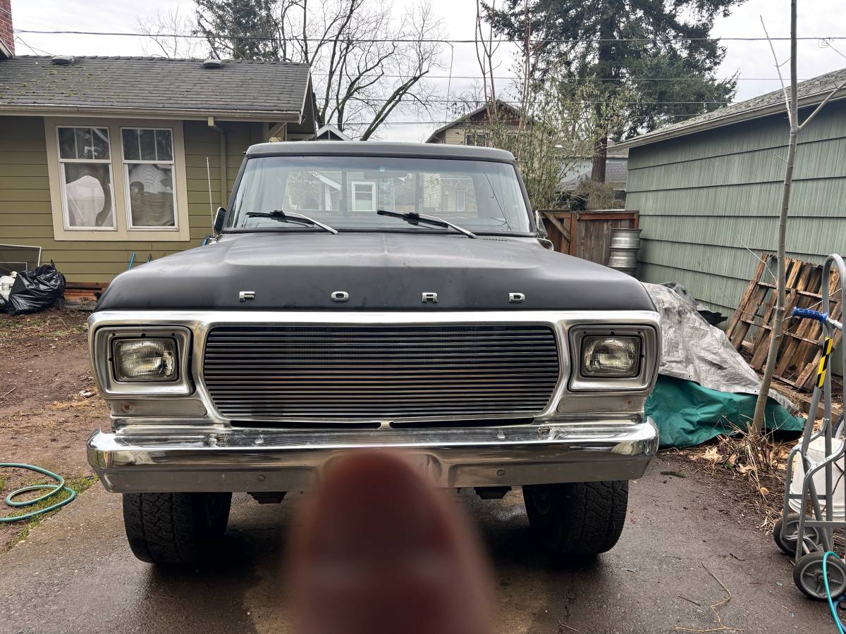 Ford-f250-1979-black