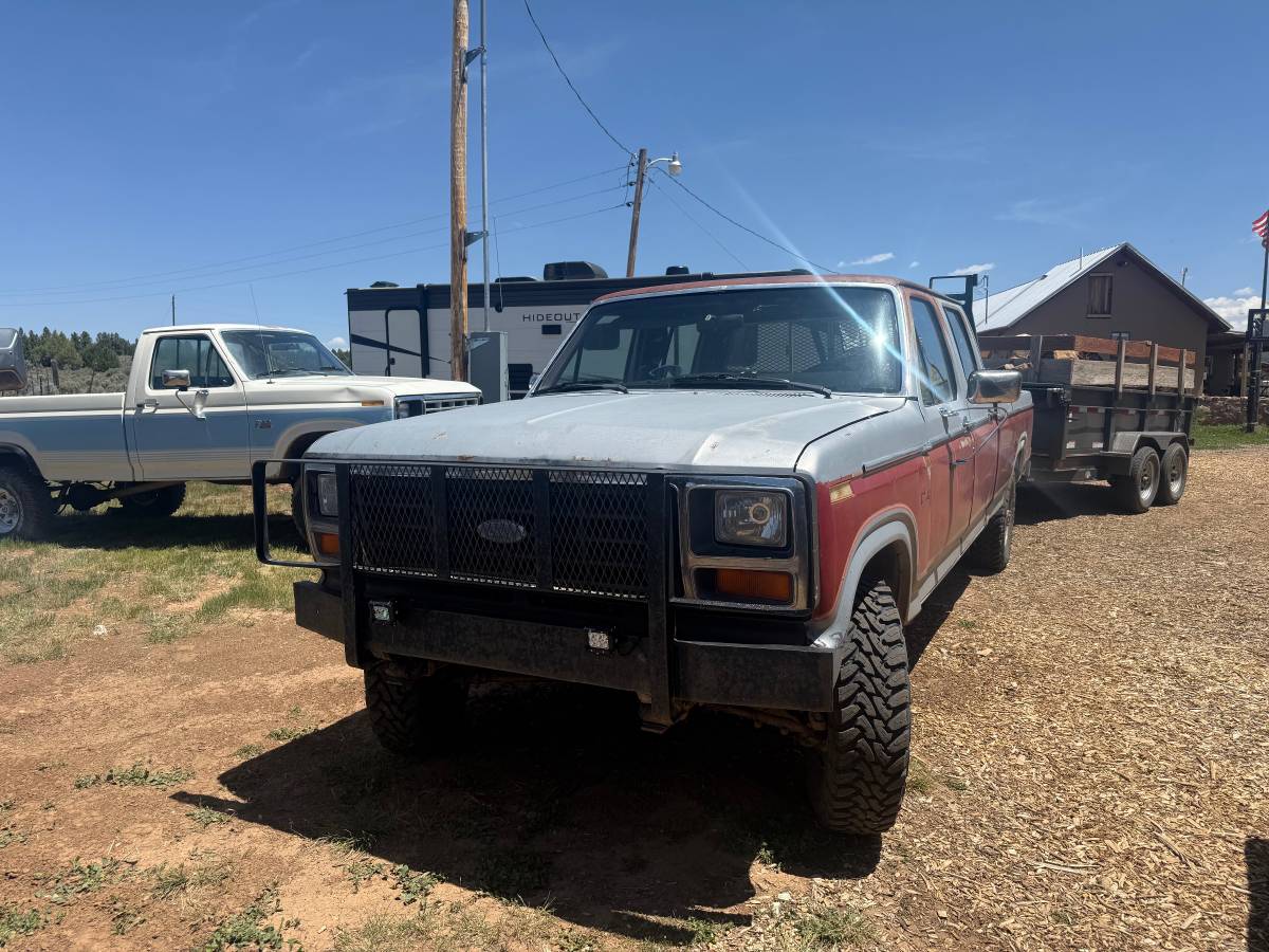Ford-f250-1984-1