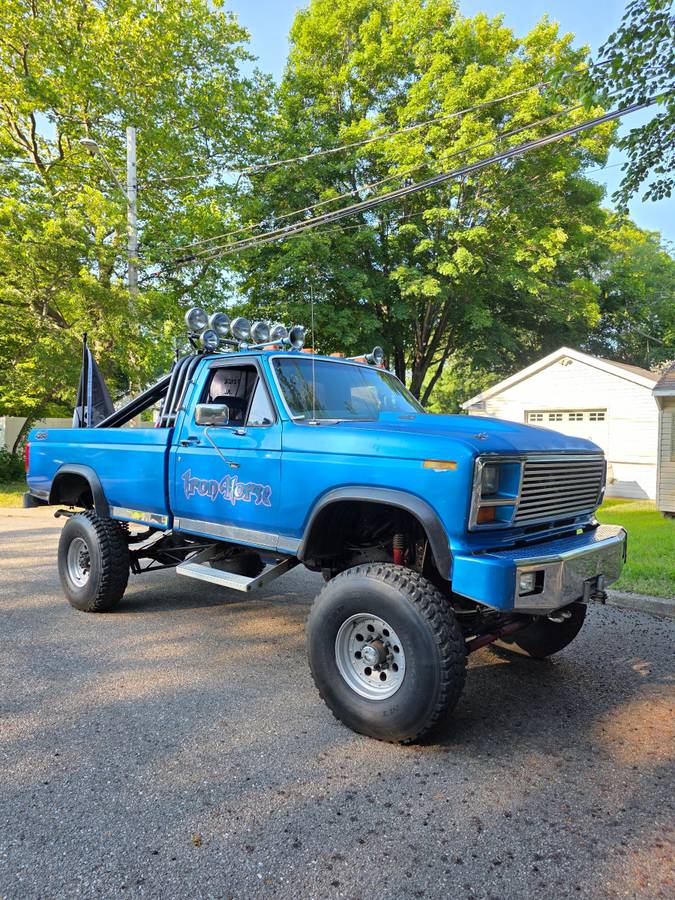 Ford-f250-1985-blue-2