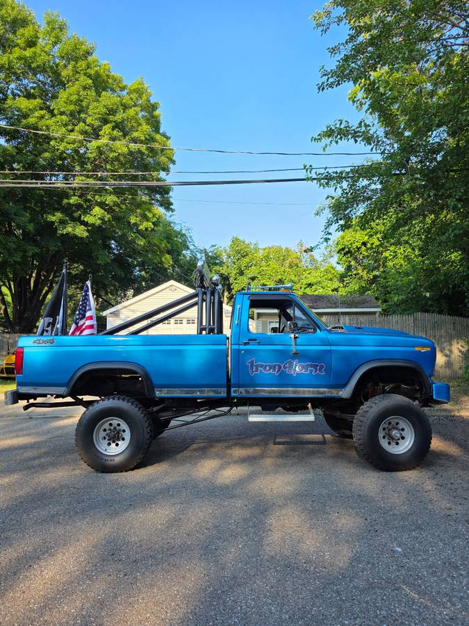 Ford-f250-1985-blue-3