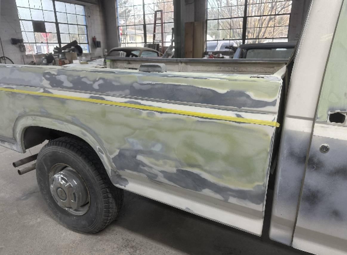 Ford-f250-1986-white