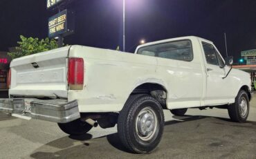Ford-f250-1987-white-2