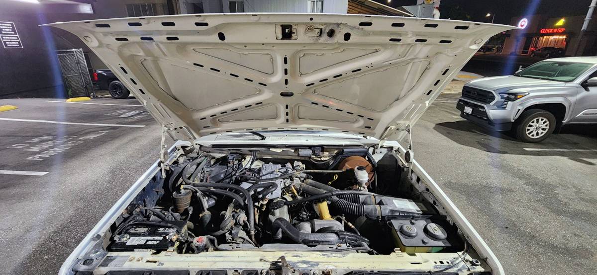 Ford-f250-1987-white-5