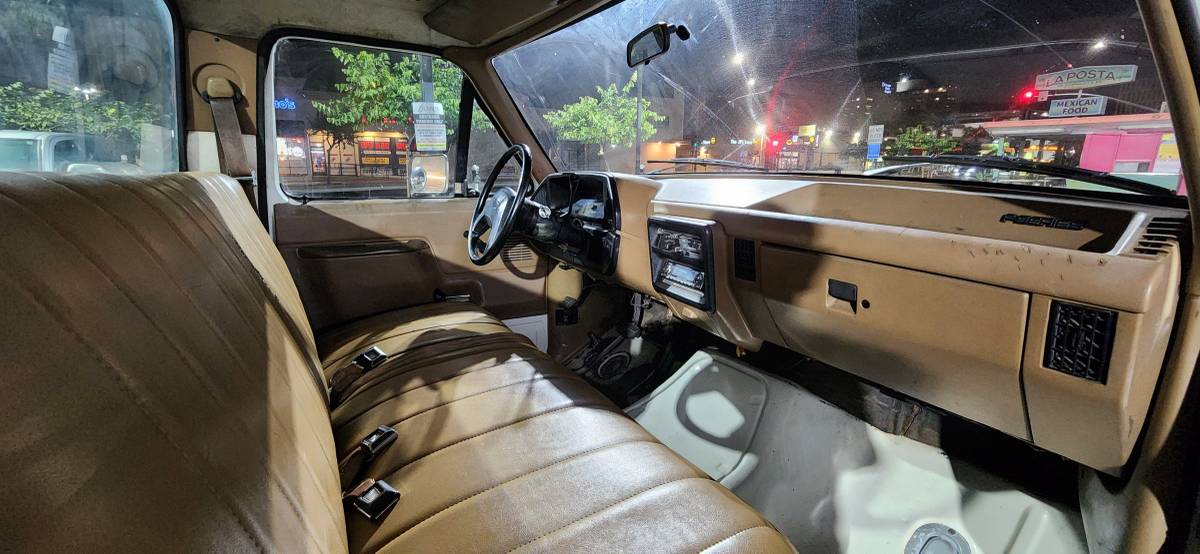 Ford-f250-1987-white-7