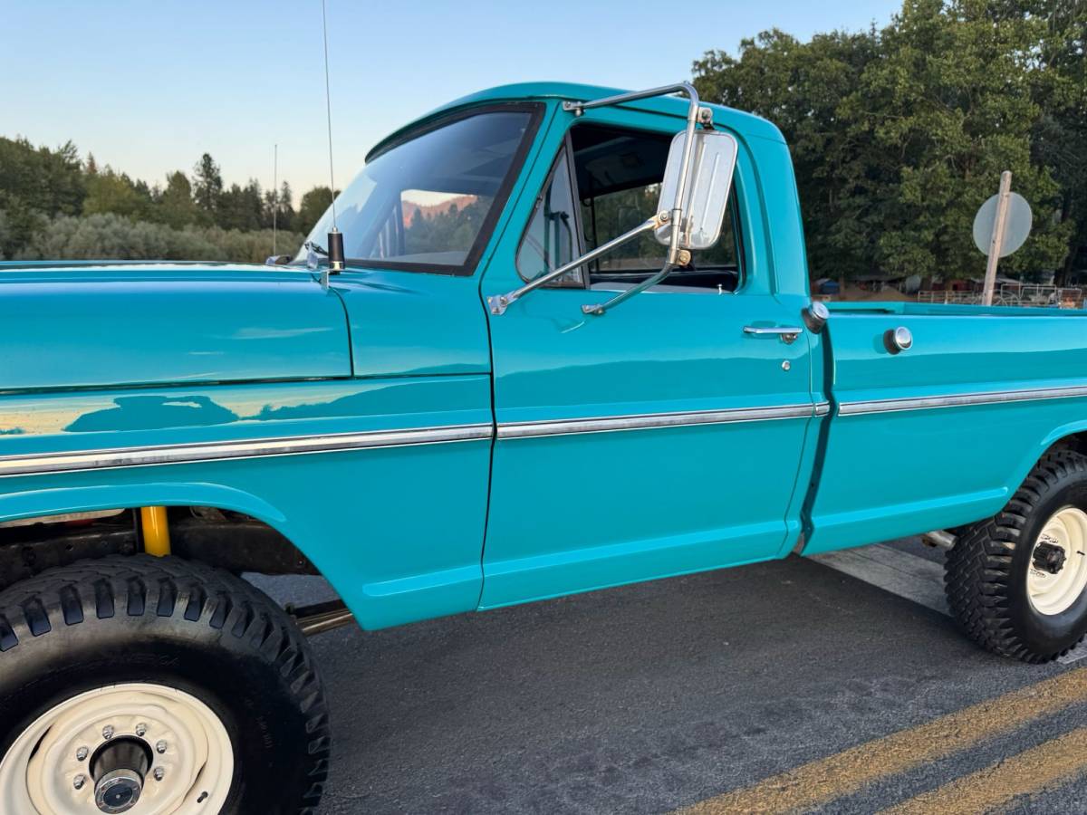Ford-f250-4x4-1971-blue-37