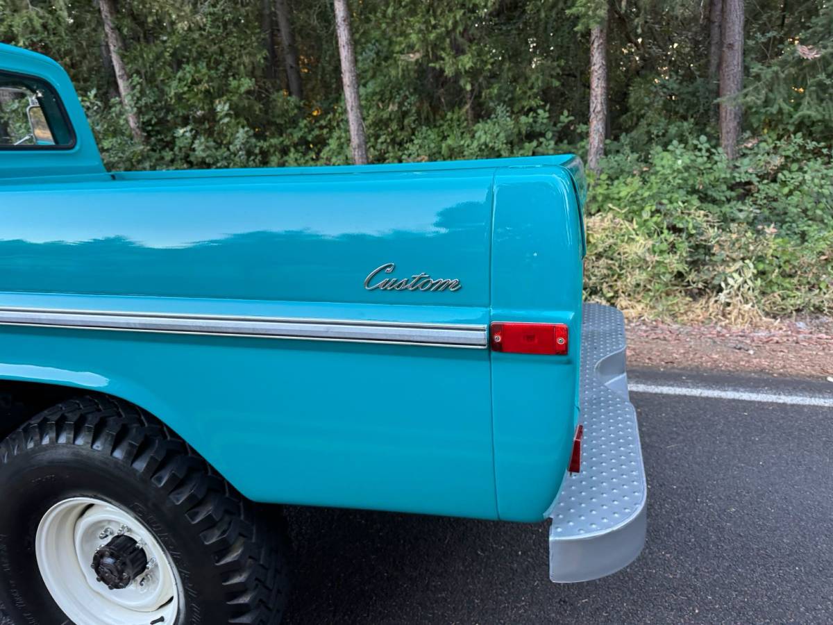 Ford-f250-4x4-1971-blue-42