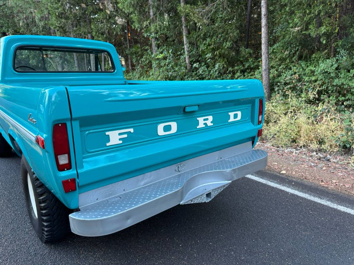 Ford-f250-4x4-1971-blue-43