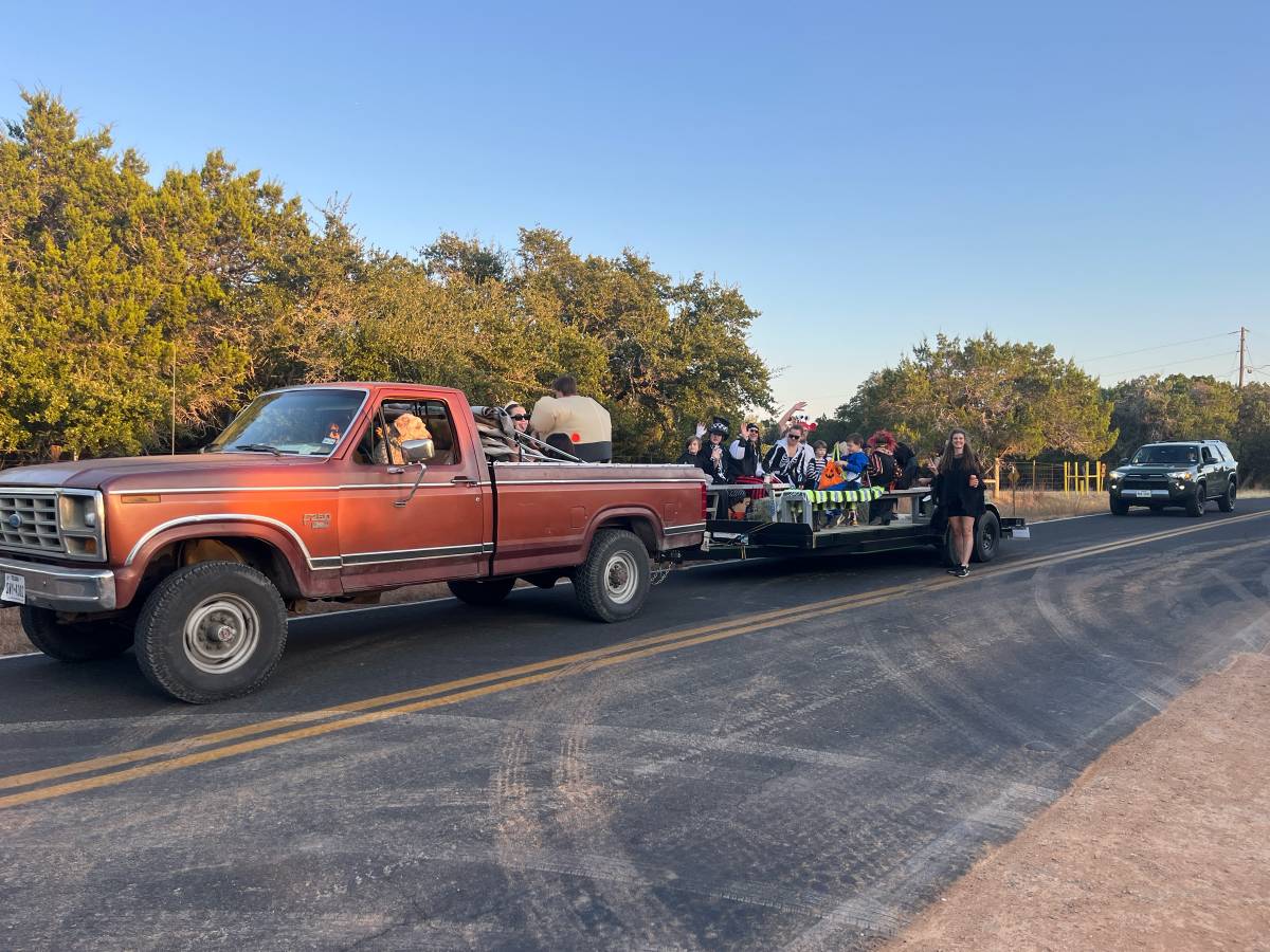 Ford-f250-4x4-diesel-1984-brown-4